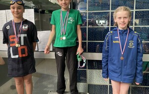 Apolline 3ème du 100 4Nages